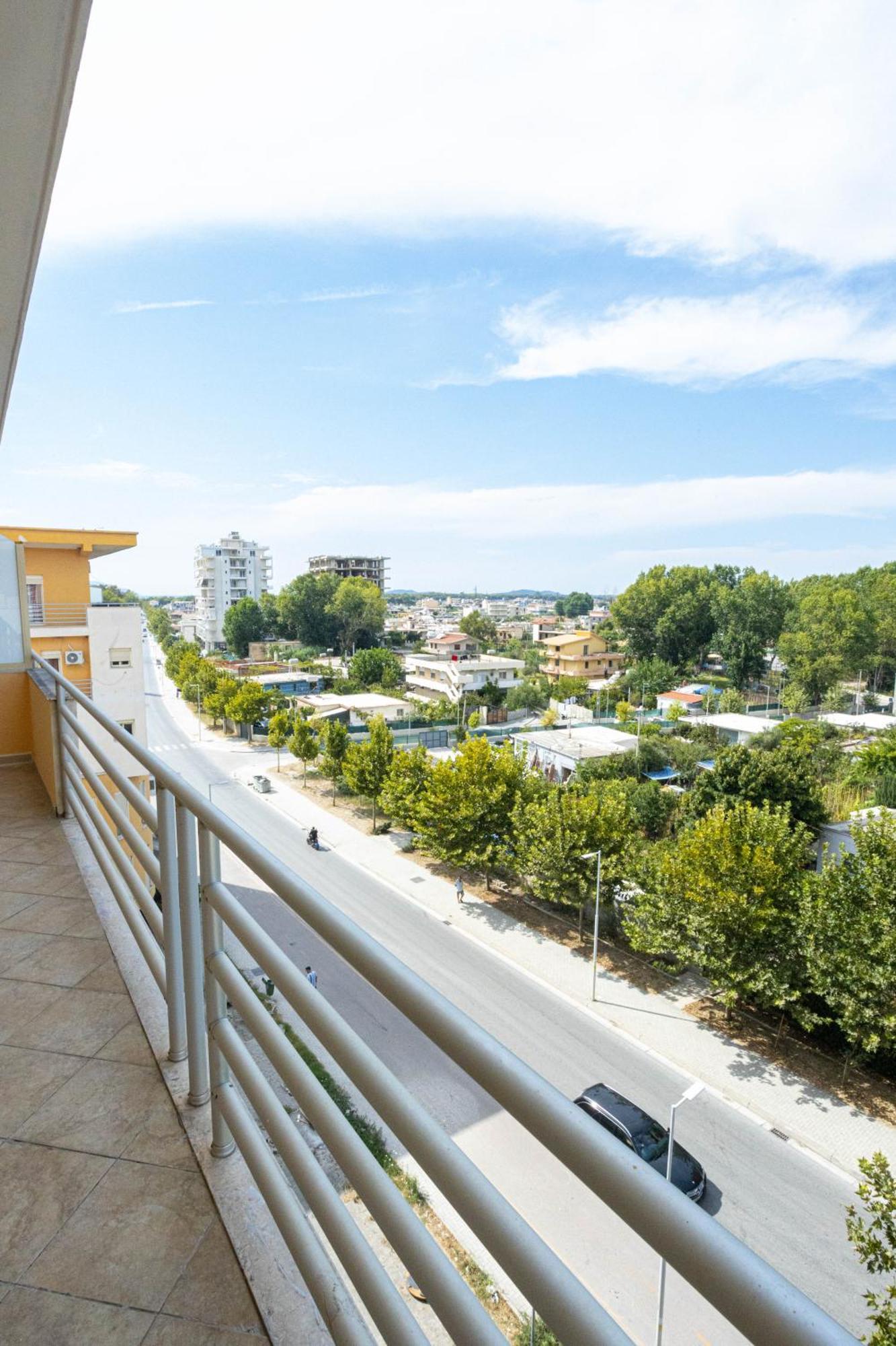 Emigres Appartement