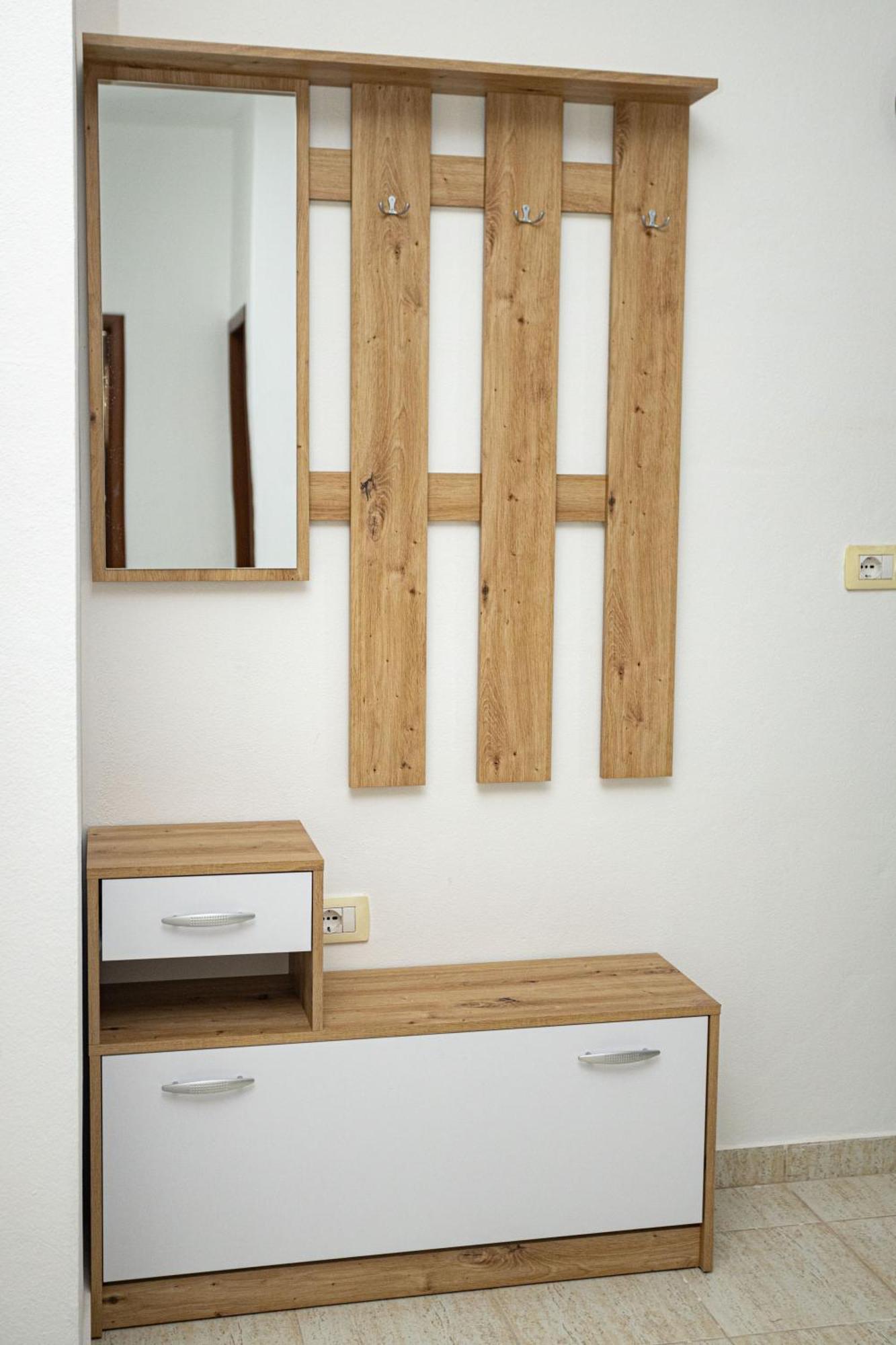 Emigres Appartement *