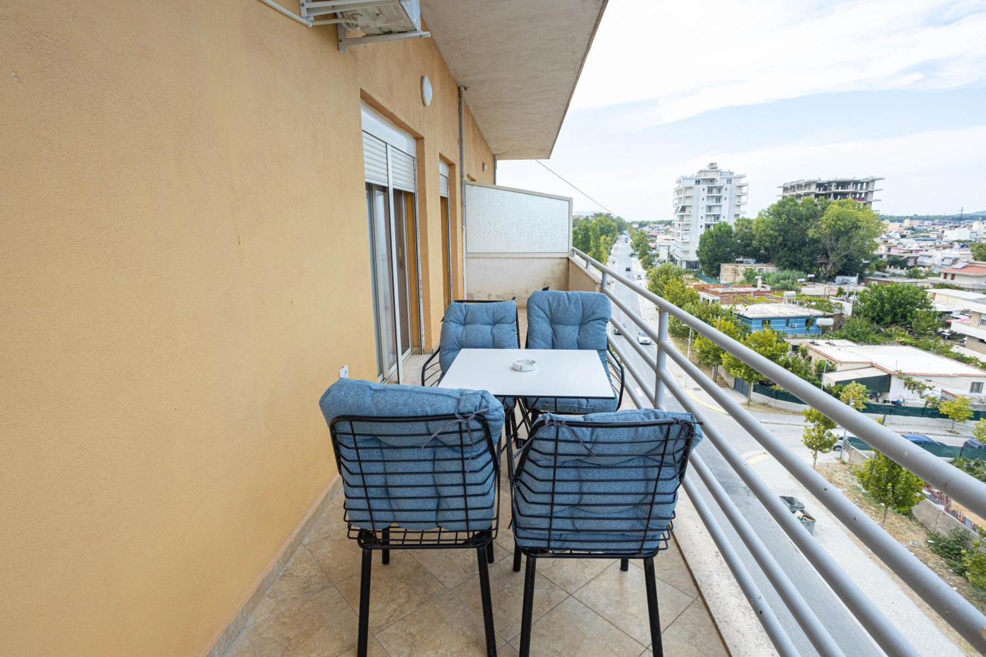 Emigres Appartement